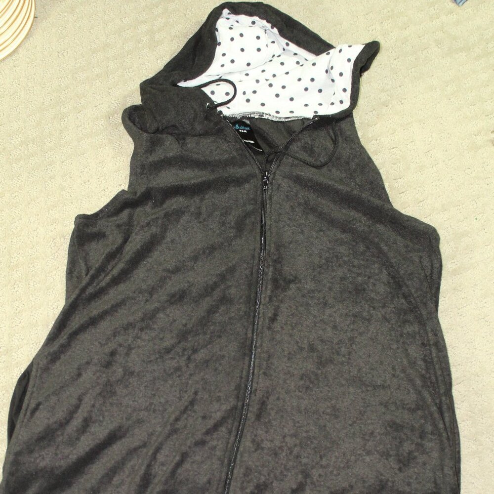 Catalina Women's Black Sleeveless Full Zip Hooded Swimsuit Cover Up Size M